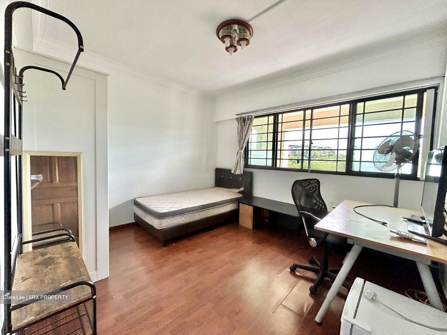 Blk 336 Jurong East Avenue 1 (Jurong East), HDB Executive #483532791